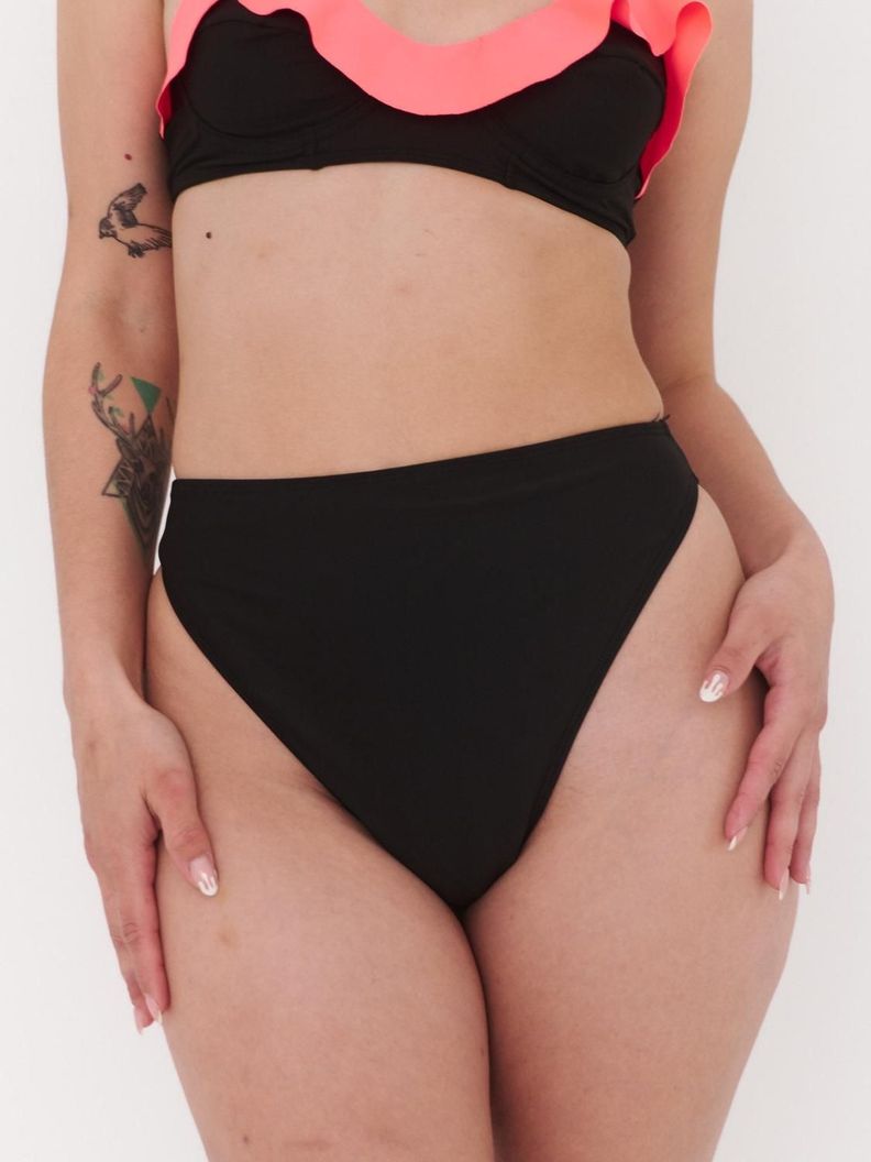 Bottom de Bikini Daikiri Mujer Calzon Pierna Alta Negro Filtro UV50+ S
