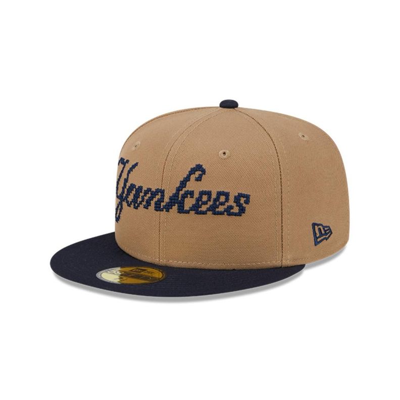 Gorra 59Fifty New York Yankees MLB 8-Bit Wordmark Beige - 60573339-0