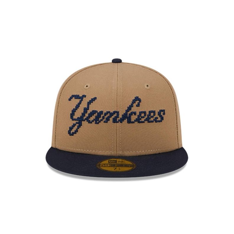 Gorra 59Fifty New York Yankees MLB 8-Bit Wordmark Beige - 60573339-2
