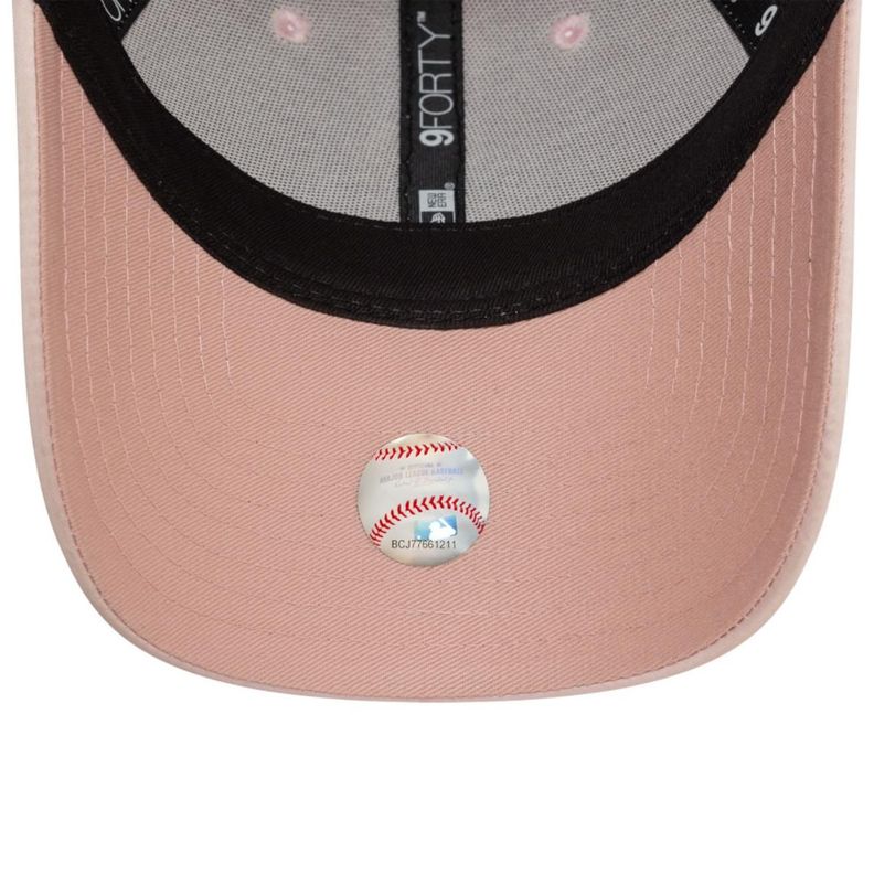 Gorra 9Forty New York Yankees MLB Satin Pink - 60595369-4
