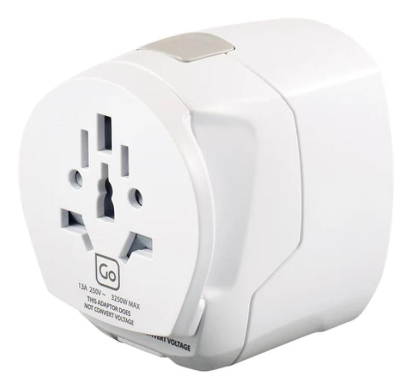 Adaptador Enchufe Universal Con Tierra Tres Clavijas + 2 Usb-2