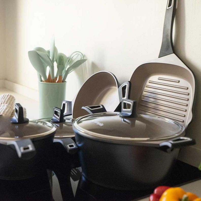 Kit Batería Cocina 8 Pza + Set 12 Utensilios Calipso Simplit-1
