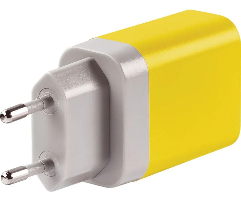Adaptador Universal Con 3 Puertos Usb-A 2.4A-3