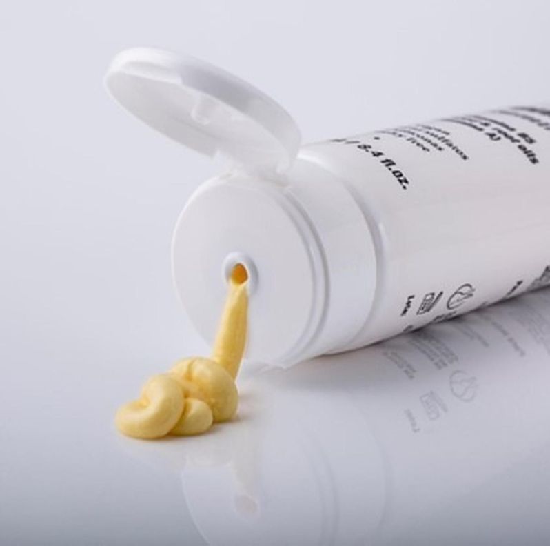 Acondicionador Anti Enredos con Vitaminas Sheet-2