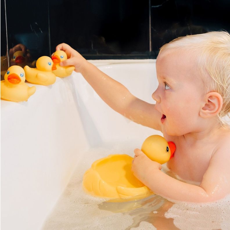 Set Juego De Baño Familia De Patitos Playgro-5