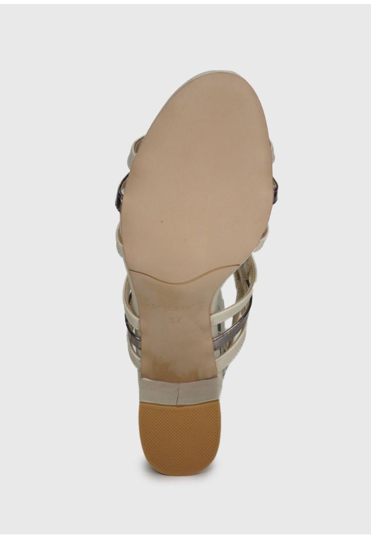 Sandalia Manuela Beige-7