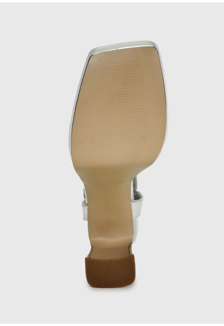 Sandalia Petral Plateado-7