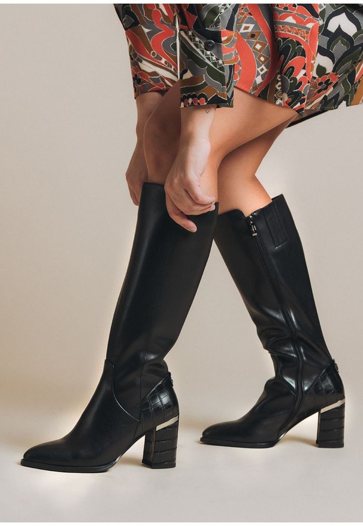 Bota Mujer Cuero Amarula Negro-0