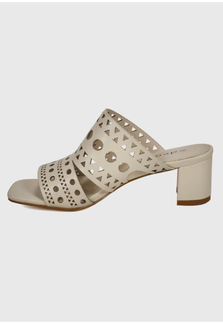 Sandalia Cuero Alegra Beige-5