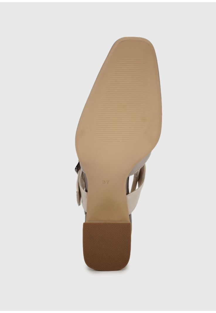 Sandalia Cuero Finnye Gris-6