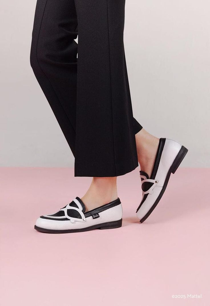 Mocasin Mujer De Cuero Kitty C1 Negro Blanco-1