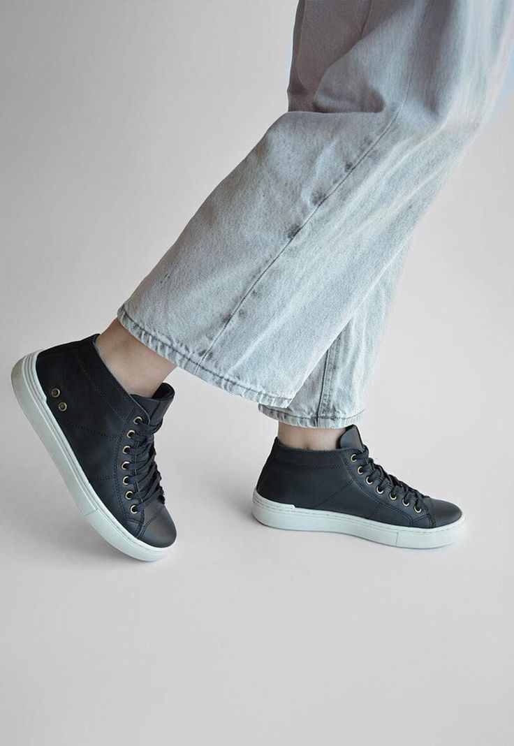 Zapatilla Mujer De Cuero Adela C1 Negro-5