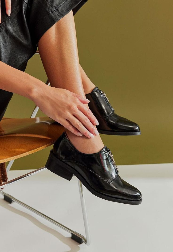 Zapato Mujer De Cuero Leonor C1 Negro-1