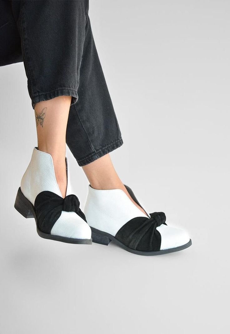 Botin Mujer De Cuero Florence C4 Blanco Negro-1