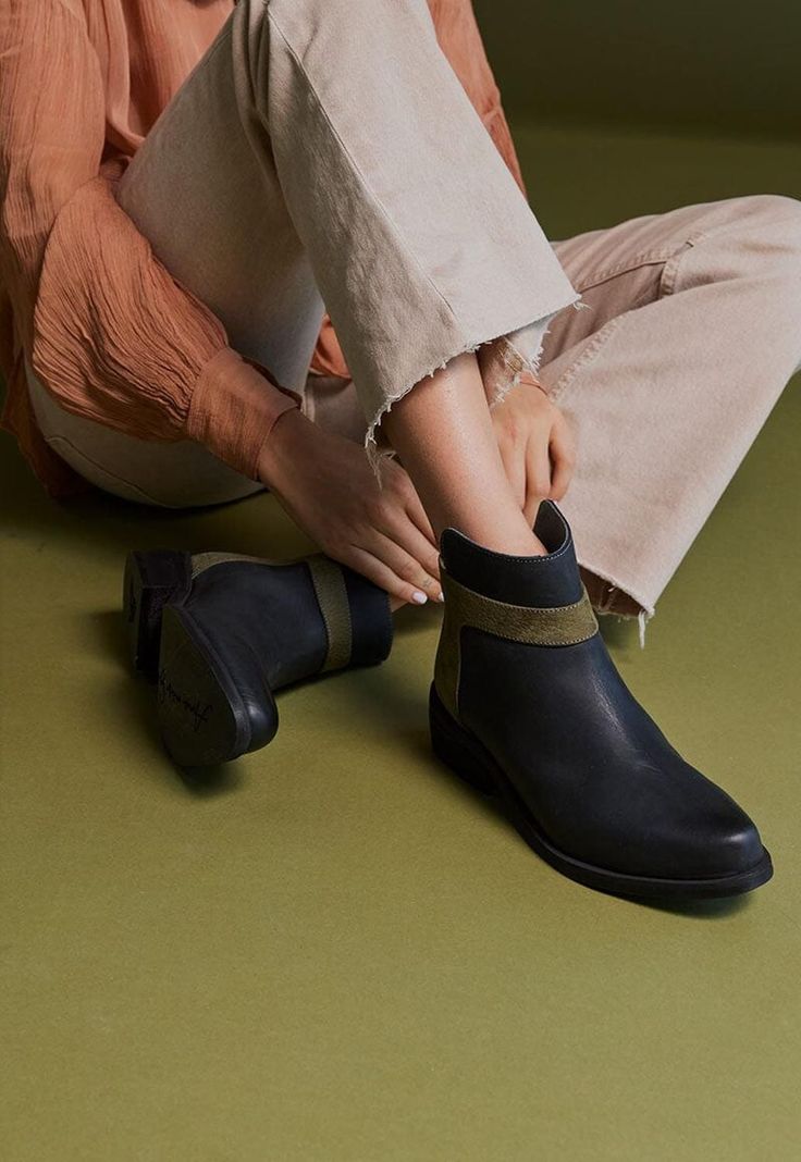 Botin Mujer De Cuero Antonieta C1 Negro Verde-1