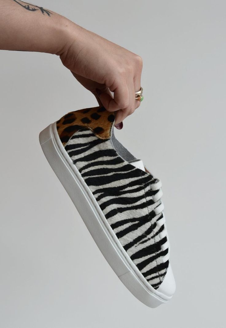 Zapatilla Mujer De Cuero Roques C3 Zebra-5