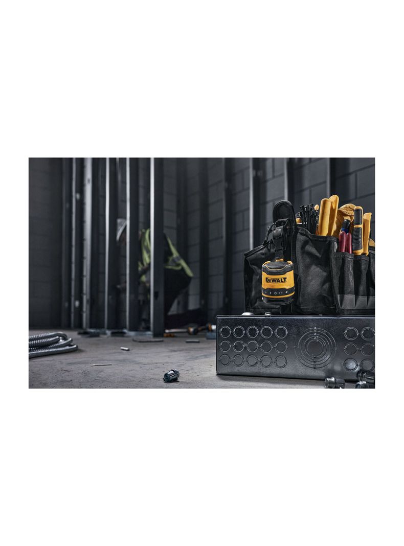 Mini parlante Bluetooth recargable DEWALT DCR008-4