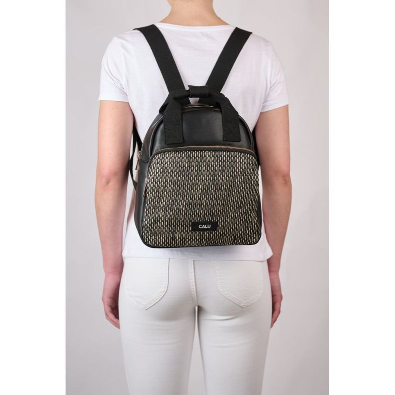 Mochila Cartera Texturas Julieta Negra Calu-5