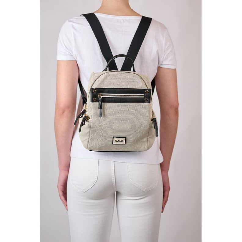 Mochila Texturas Lola Negro Calu-5