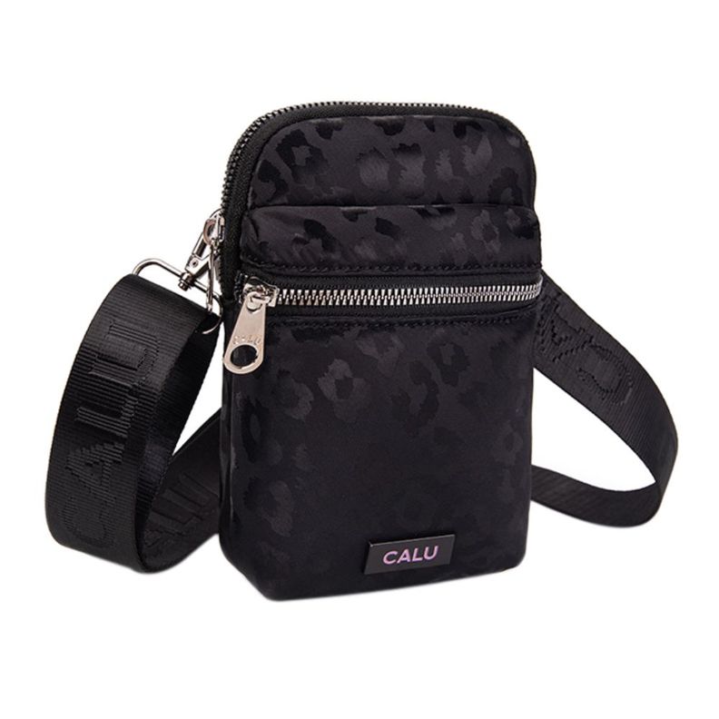 Porta Celular Bandolera Cleopatra Animal Print Negro Calu