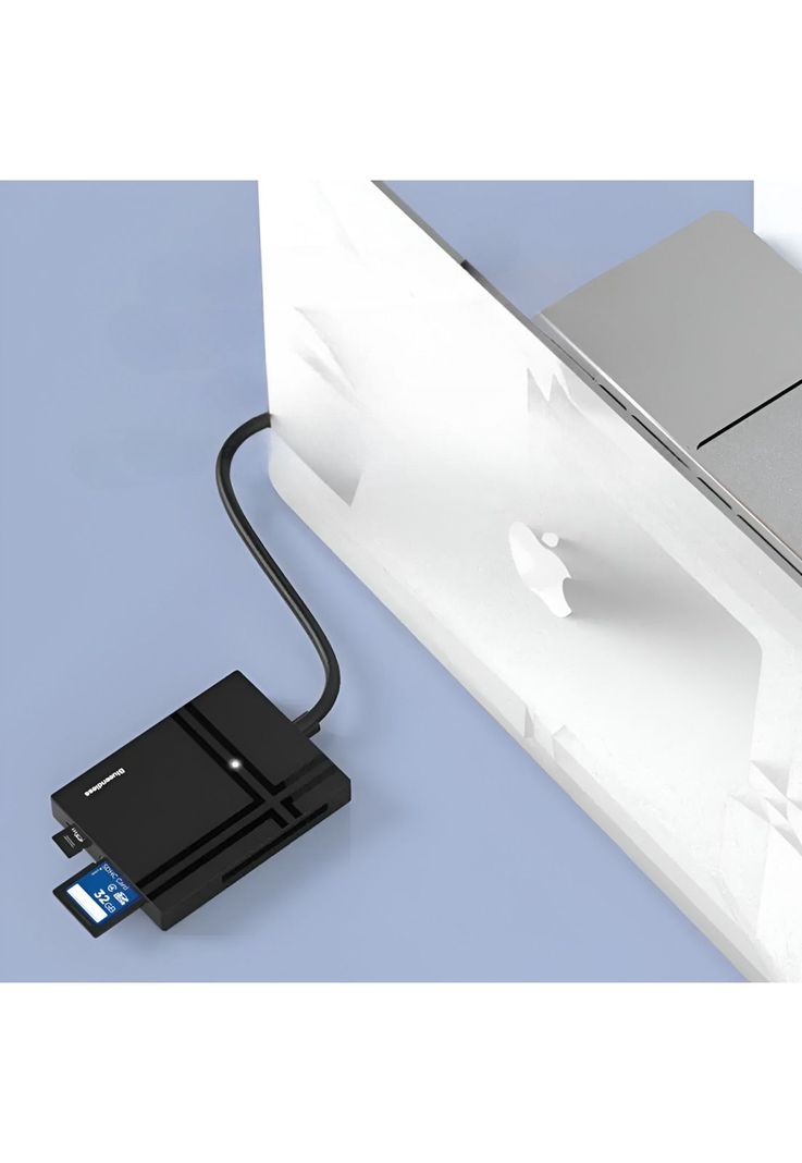 Lector de Memorias Profesional 5en1 USB 3.0 High Speed RD500-4