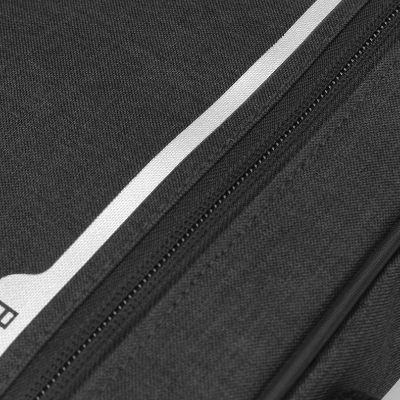 Bolsa Triangular Impermeable Para Bicicleta 1.5 Litros-2