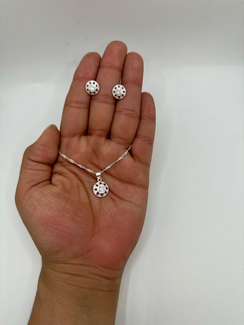 Hermoso Conjunto Dama Collar Cadena Aros Circones Plata 925-1