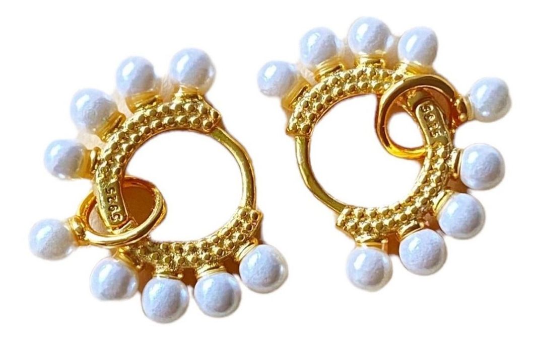 Aros Argolla Perlas Blancas colgantes Plata Baño Oro-0