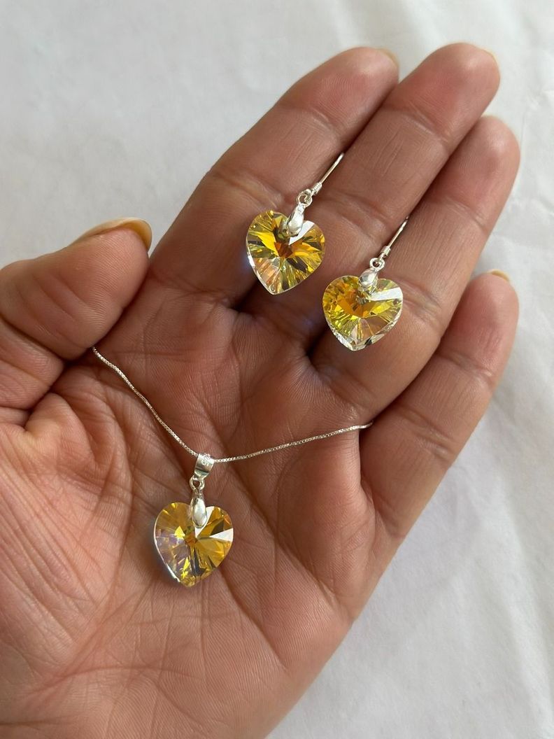 Conjunto Aros Cadena Corazón Cristal Tornasol Plata 925 -1