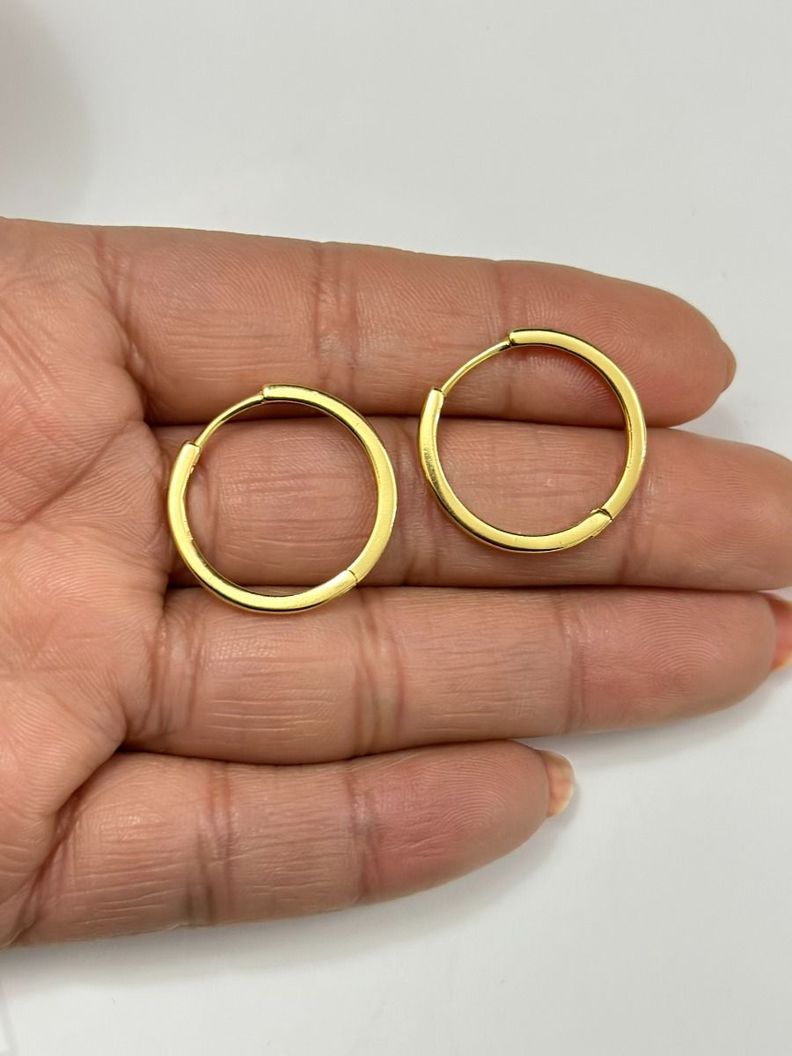 Aro Argolla Lisa Plana 22 Mm Plata Baño Oro -1