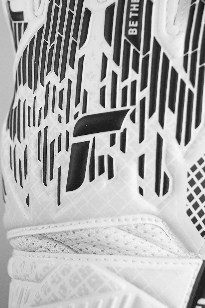 Guante Arquero Reusch Attrakt Solid GK24-5