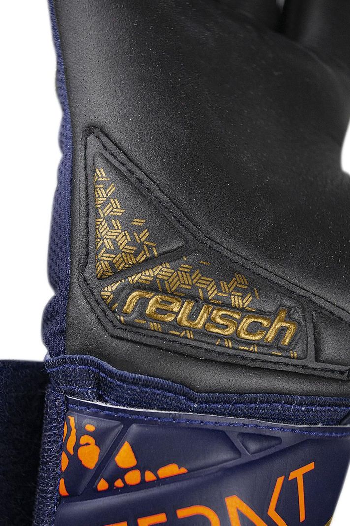 Guante Arquero Reusch Attrakt Silver NC GK24-6