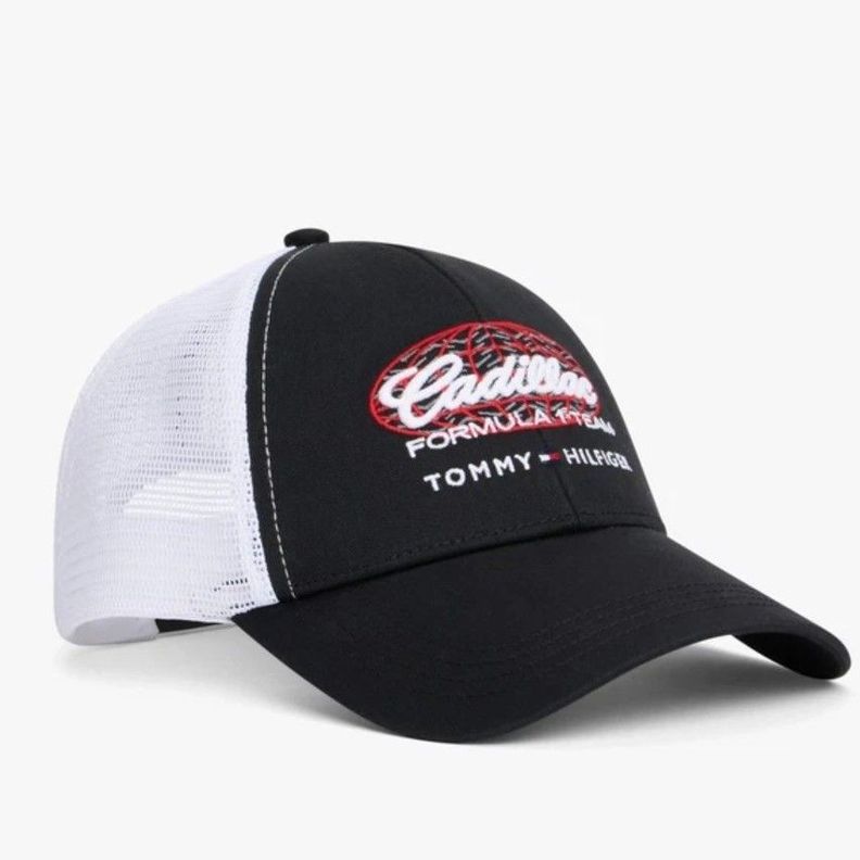 Gorro TOMMY HILFIGER Cadillac F1 Team Oficial 2026 Trucker Cap Negro Blanco Blanco/Negro
