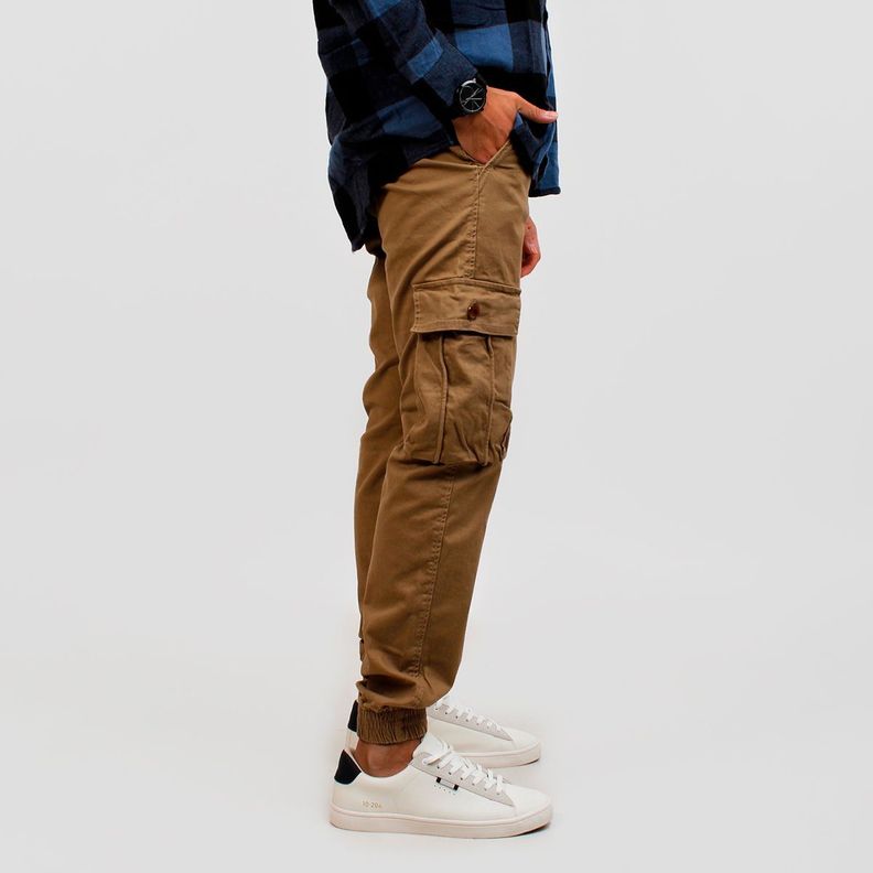 Pantalón Cargo con puño en bota-0