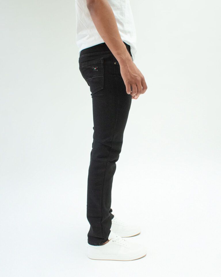 Jean Jogger Negro Elasticado-3