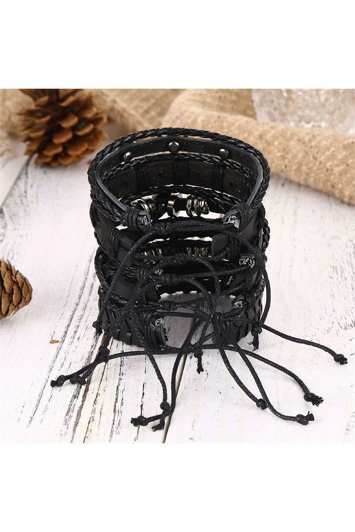 Pulsera Cuero Unisex Negra. Modelo Calaveras y Estrella-3