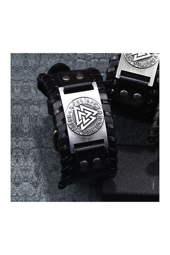 Pulsera cuero ajustable. Modelo Valknut Vikingo Negro-1