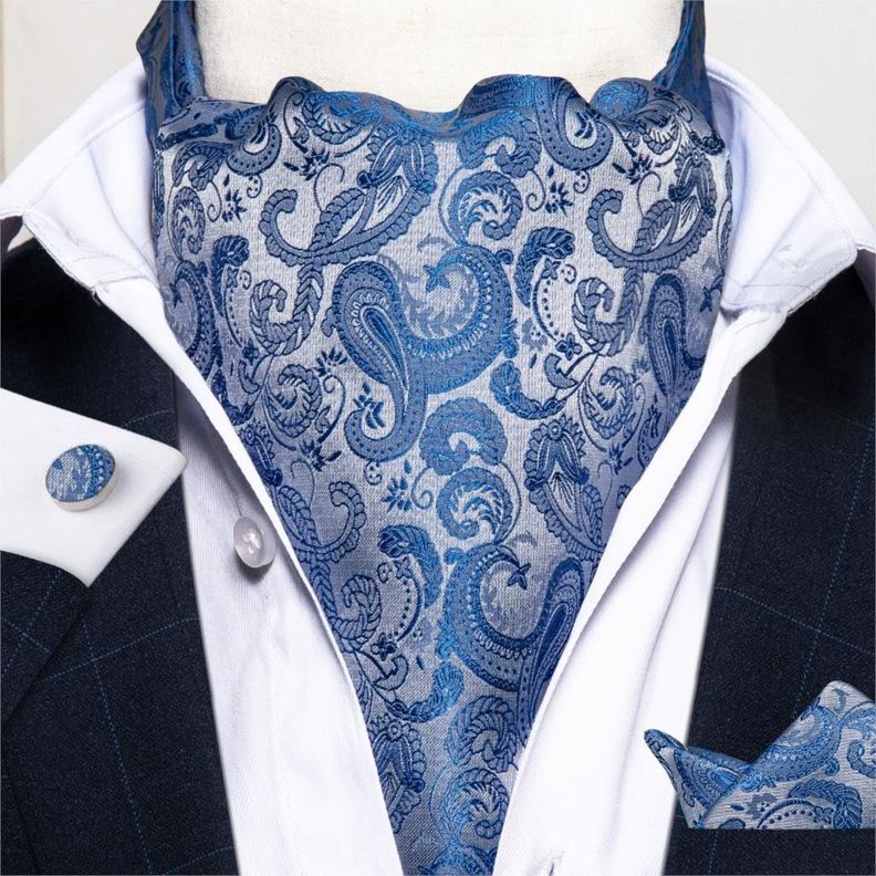 Corbata Gruesa Ascot + Paño + Colleras hombre. Celeste Manantial-1