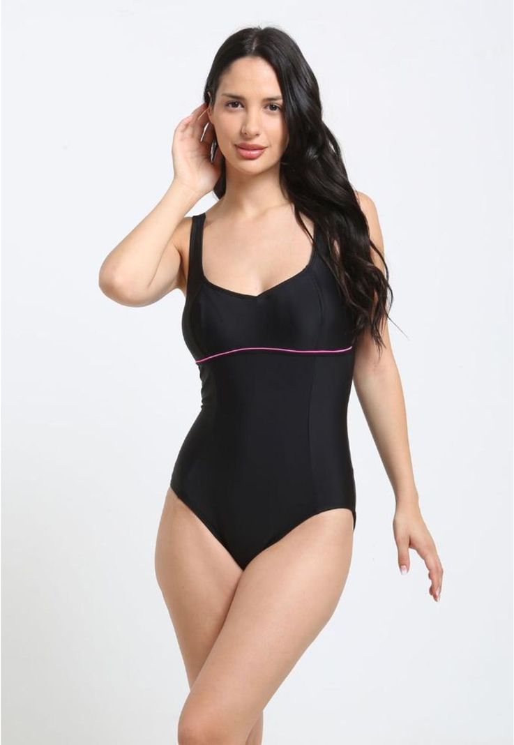 Traje de Bano Deportivo Corte Busto Fucsia Con Proteccion UV Integrada