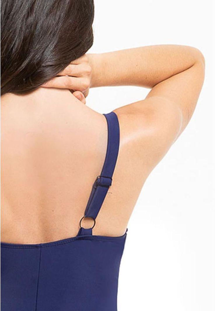Traje de baño reductor básico azul marino copa D-2