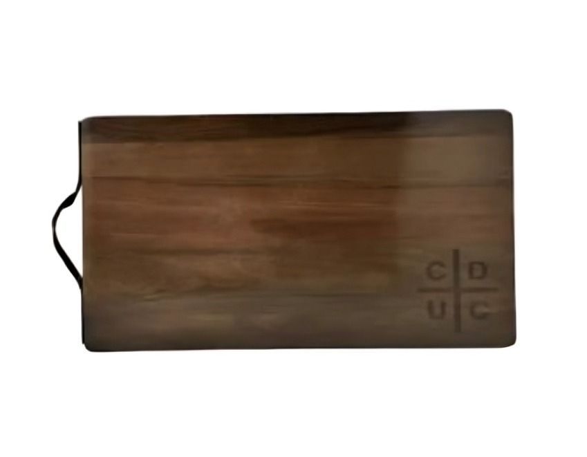 TABLA MADERA LOGO UNIVERSIDAD CATOLICA-0