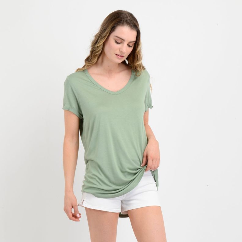 POLERA MANGA CORTA ESSENTIAL  VERDE-3