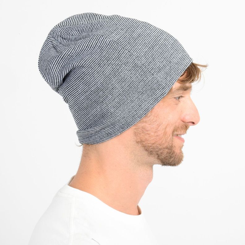 BEANIES ALL YEAR  NEGRO-3
