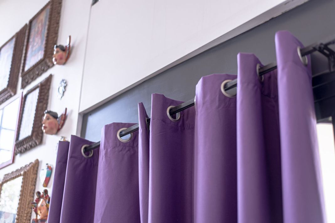 Pack 2 Cortina Tradicional 100% Blackout Morado-4