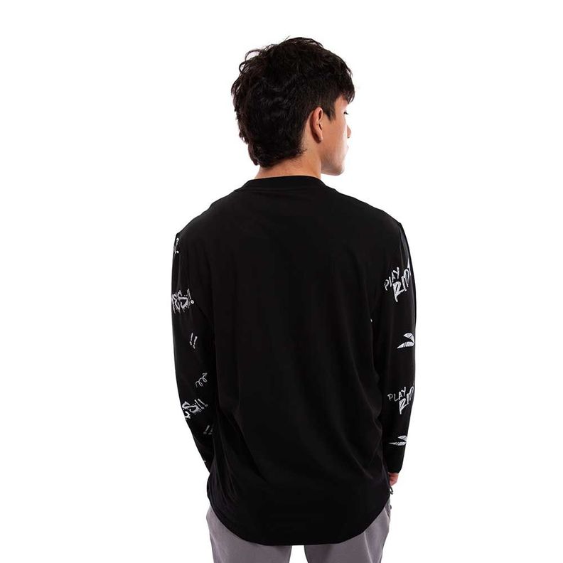 Polera Cac1ke Manga Larga Estampada Negro-3