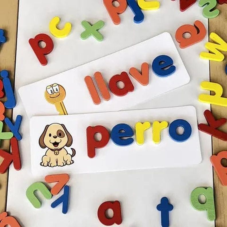 JUEGO DE PALABRAS DELETREO MONTESSORI-1