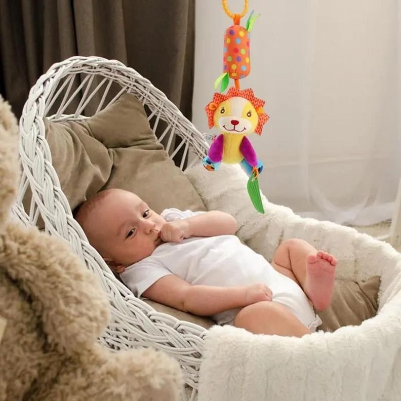JUGUETE SONAJERO CON MORDEDOR LEON PARA BEBE-0