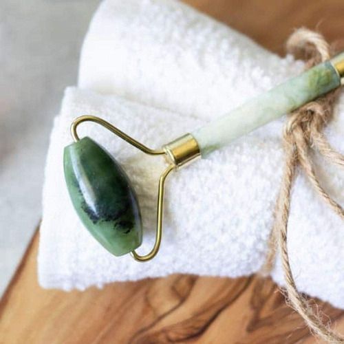 Rodillo masajeador facial y piedra de jade 100% natural-5
