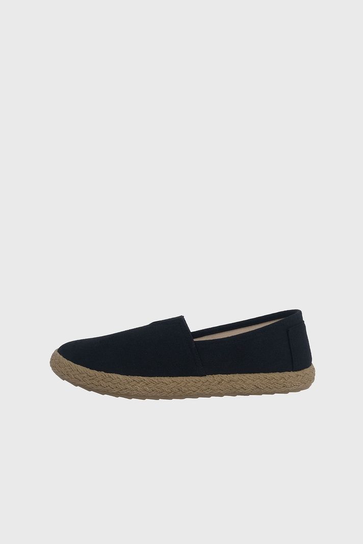 Alpargata Kuttack Negro Passer-1