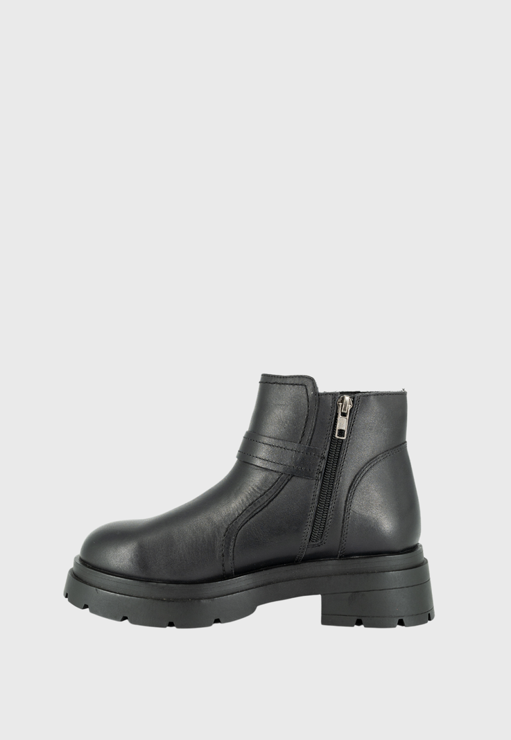 Botin de Cuero Rosie Negro Alquimia-3